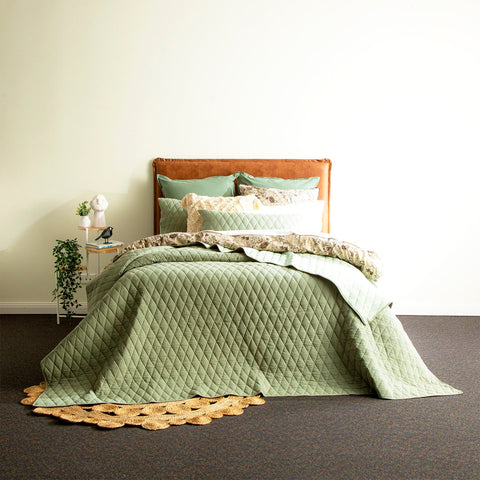 Renee Taylor Diamante Vintage Stone Washed Cotton Reversible Quilted Coverlet Set Super King Juniper