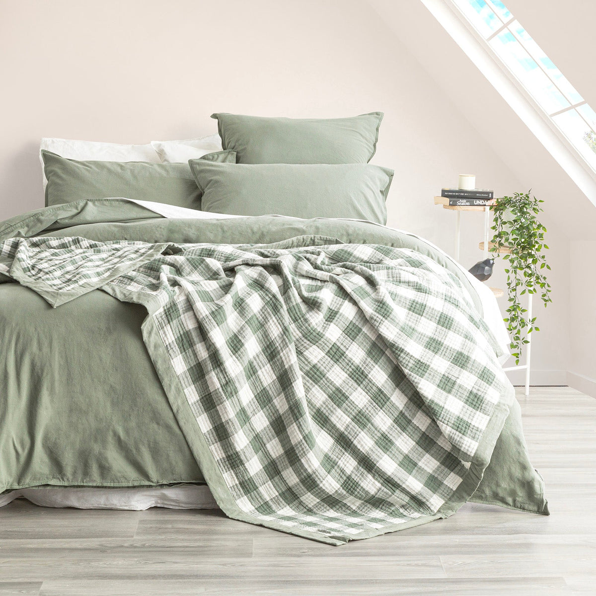 Renee Taylor Gingham Washed Cotton Yarn Dyed Revesible Textured Blanket Single/Double Emerald