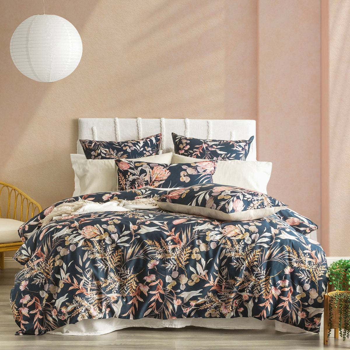 Renee Taylor 300 TC Cotton Reversible Quilt cover sets Queen Waratah Midnight
