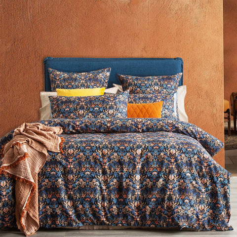 Renee Taylor 300 TC Cotton Reversible Quilt cover sets Super King Blackthorn